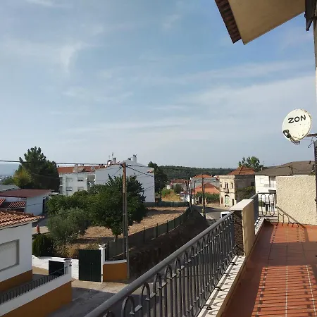 Homestay Casa Das Hortenses Torres Novas